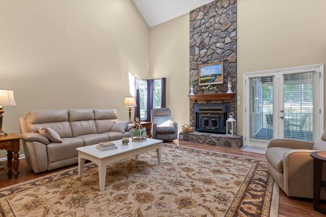8838 Finney Point Drive, Ooltewah, TN 37363