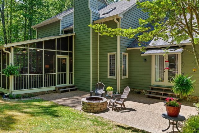 8838 Finney Point Drive, Ooltewah, TN 37363