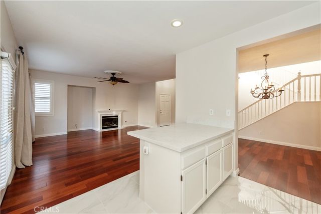 15 New Jersey, Irvine, CA 92606