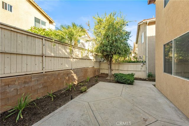 15 New Jersey, Irvine, CA 92606
