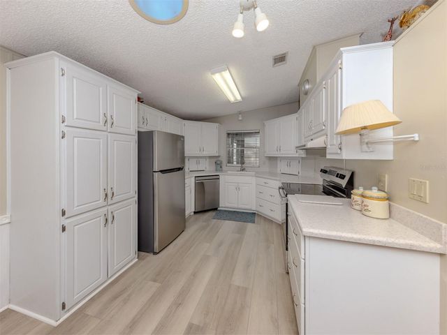 548 AMBERJACK DRIVE, North Port, FL 34287