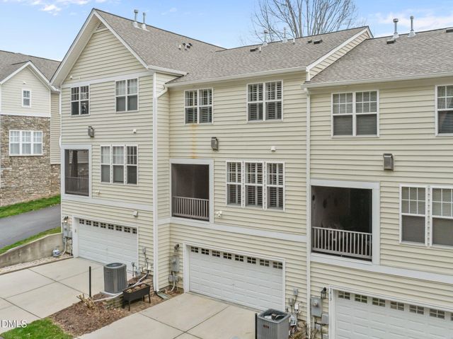 5901 Hourglass Court, Raleigh, NC 27612