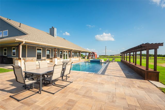 568 County Road 5025, Leonard, TX 75452