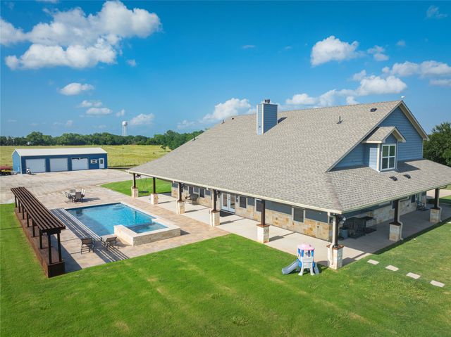 568 County Road 5025, Leonard, TX 75452