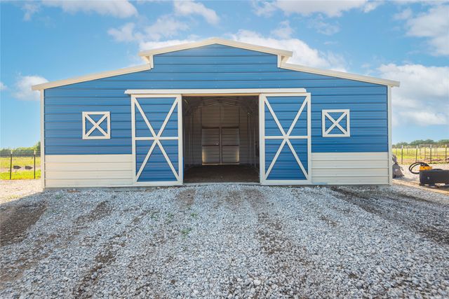 568 County Road 5025, Leonard, TX 75452