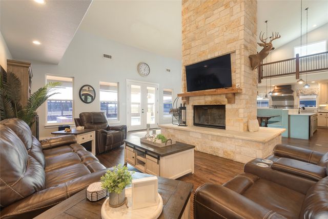 568 County Road 5025, Leonard, TX 75452