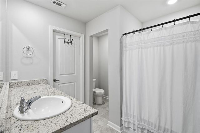 860 Coulee Bend Boulevard, Lake Charles, LA 70611