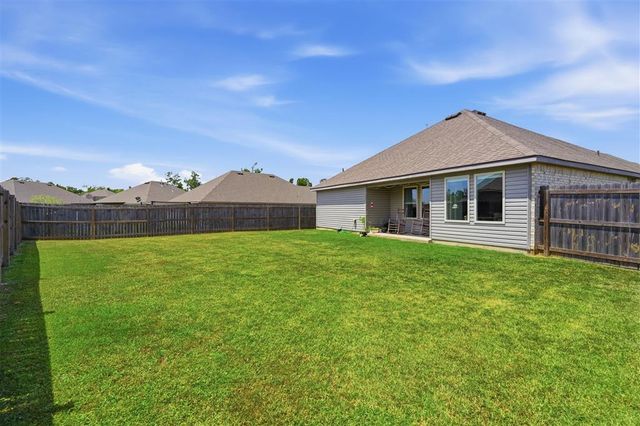860 Coulee Bend Boulevard, Lake Charles, LA 70611