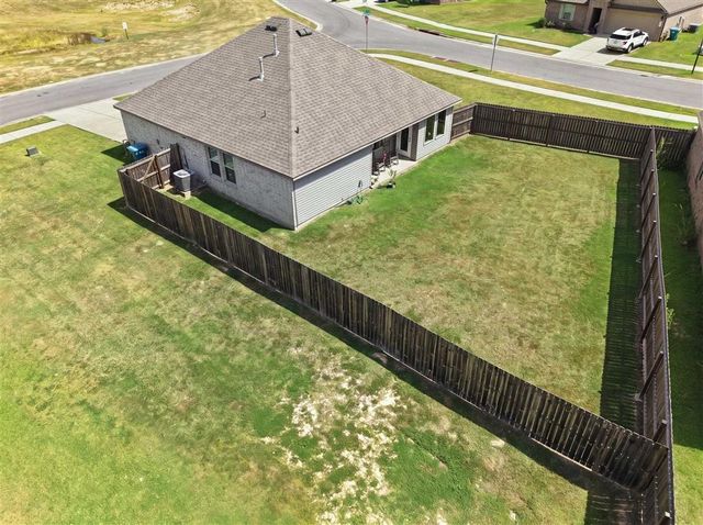 860 Coulee Bend Boulevard, Lake Charles, LA 70611
