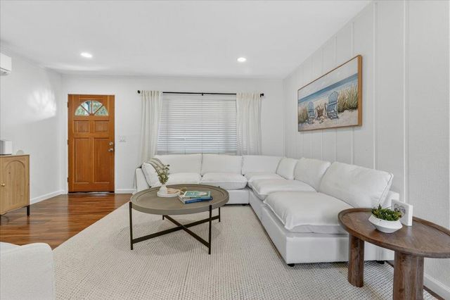 603 Harriet Avenue, Aptos, CA 95003