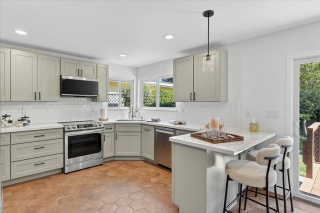 603 Harriet Avenue, Aptos, CA 95003