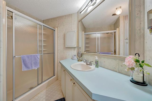 106 N SAINT GEORGE CIRCLE, Apollo Beach, FL 33572