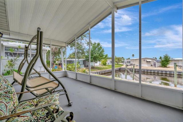 106 N SAINT GEORGE CIRCLE, Apollo Beach, FL 33572