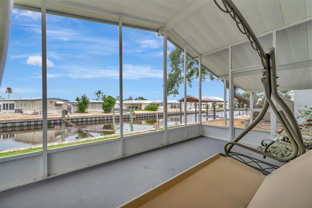 106 N SAINT GEORGE CIRCLE, Apollo Beach, FL 33572