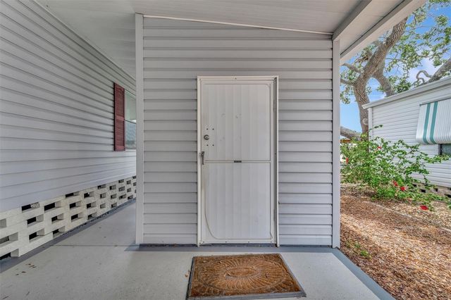 106 N SAINT GEORGE CIRCLE, Apollo Beach, FL 33572