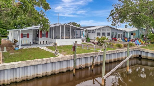 106 N SAINT GEORGE CIRCLE, Apollo Beach, FL 33572