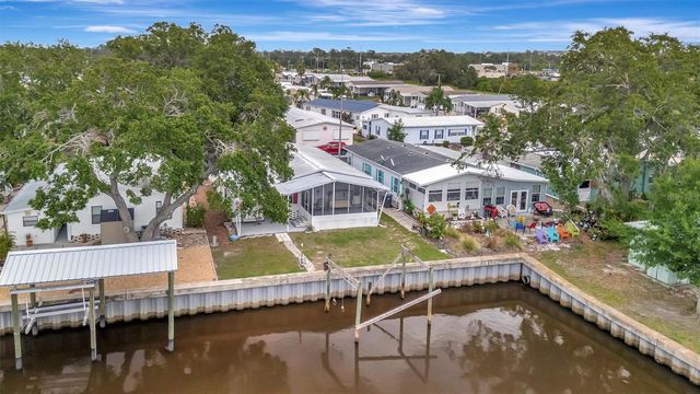 106 N SAINT GEORGE CIRCLE, Apollo Beach, FL 33572