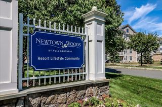 603 Brookside Court 603, Newtown, CT 06470