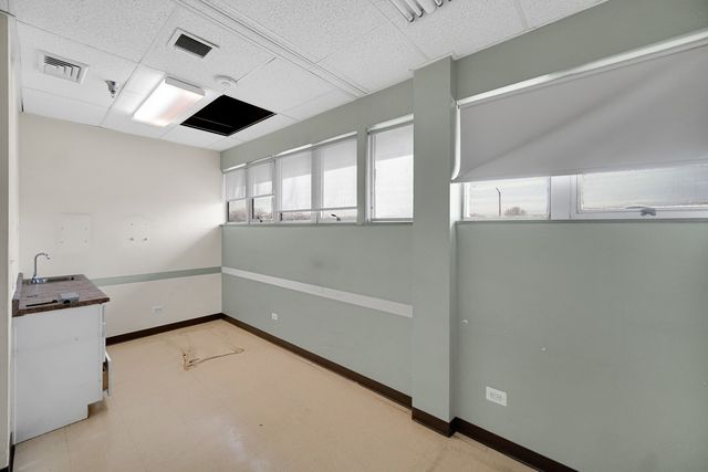 5050 S State Street 2, Chicago, IL 60609