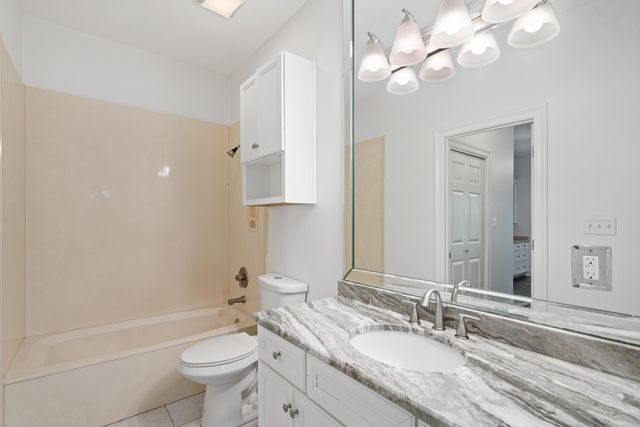 724 Harbor Boulevard 202, Destin, FL 32541