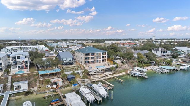 724 Harbor Boulevard 202, Destin, FL 32541