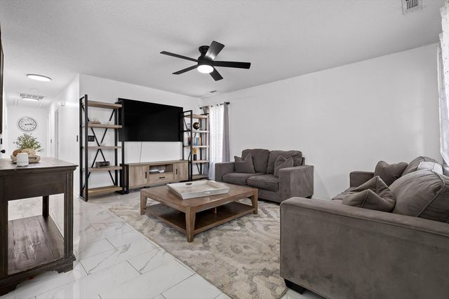 1433 Heather Way, Dalton, GA 30721