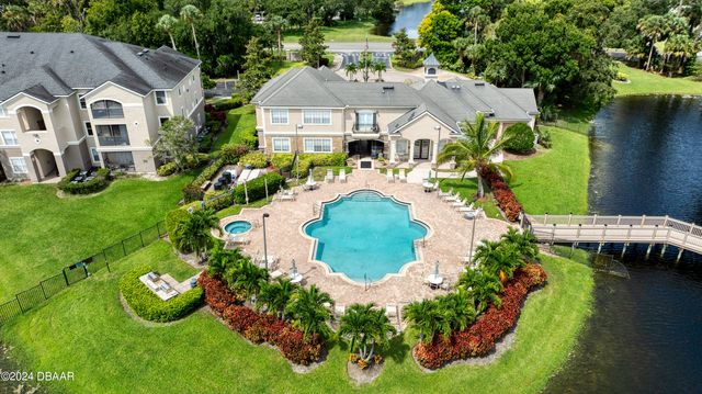 940 Village Trl Unit 2-207, Port Orange, FL 32127
