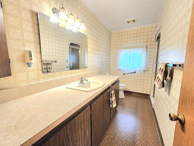 5609 Two Creeks ROAD, Two Rivers, WI 54241