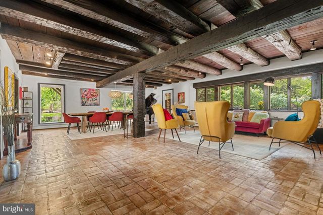 6 BRIDGE ONE LANE, Pipersville, PA 18947