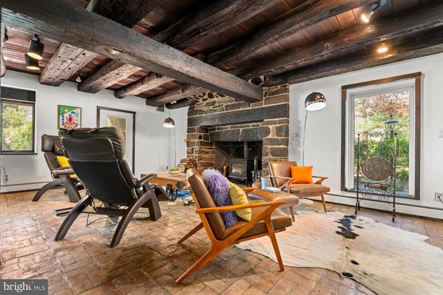 6 BRIDGE ONE LANE, Pipersville, PA 18947