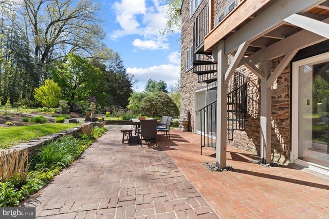 6 BRIDGE ONE LANE, Pipersville, PA 18947