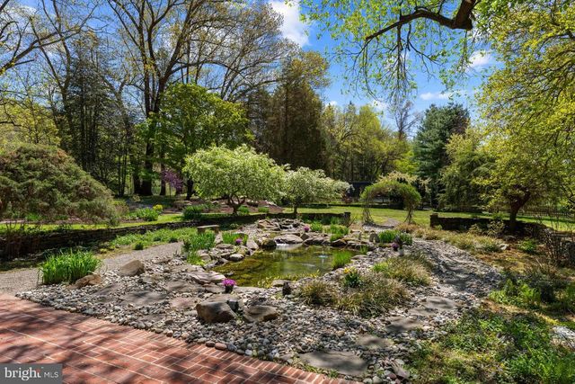 6 BRIDGE ONE LANE, Pipersville, PA 18947