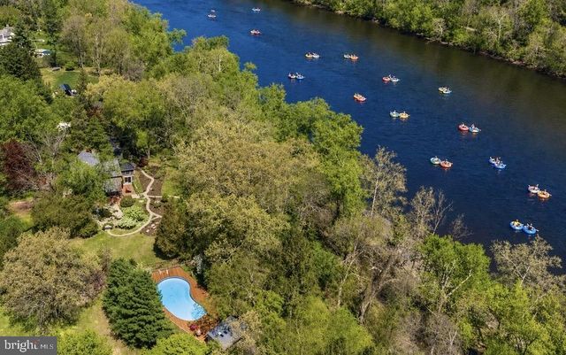 6 BRIDGE ONE LANE, Pipersville, PA 18947