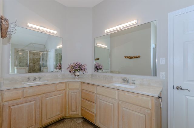 4720 Ashley Circle, Midlothian, TX 76065