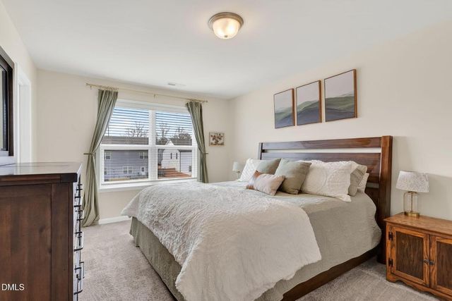 2212 Fairway Green Drive, Fuquay Varina, NC 27526