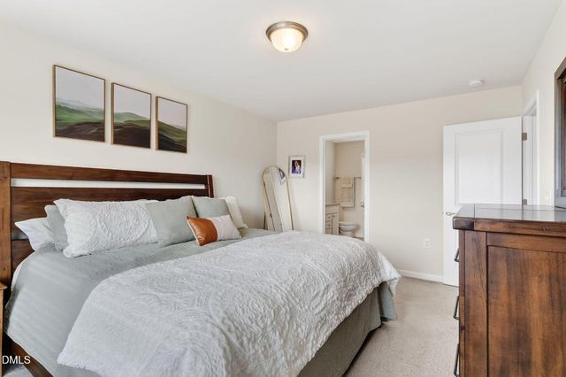 2212 Fairway Green Drive, Fuquay Varina, NC 27526