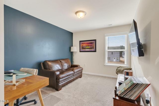 2212 Fairway Green Drive, Fuquay Varina, NC 27526