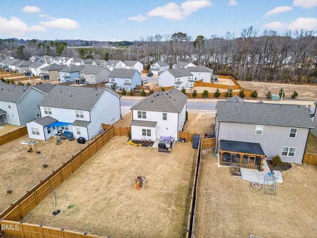 2212 Fairway Green Drive, Fuquay Varina, NC 27526