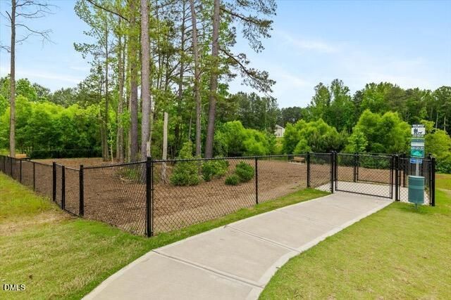 2212 Fairway Green Drive, Fuquay Varina, NC 27526