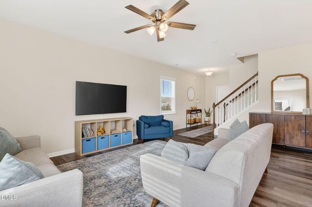 2212 Fairway Green Drive, Fuquay Varina, NC 27526