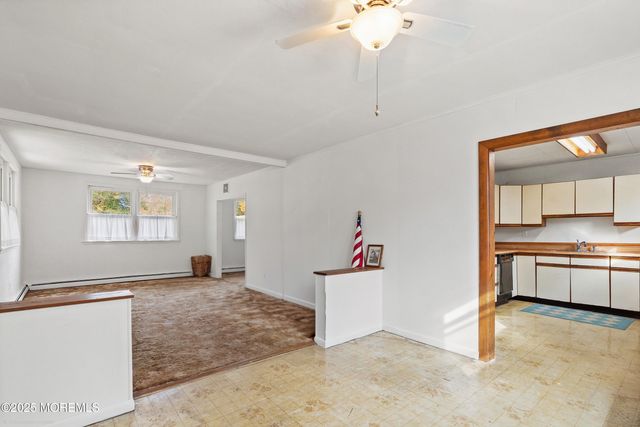 63 Illinois Avenue, Waretown, NJ 08758