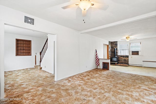 63 Illinois Avenue, Waretown, NJ 08758