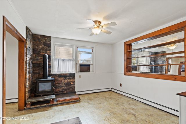 63 Illinois Avenue, Waretown, NJ 08758