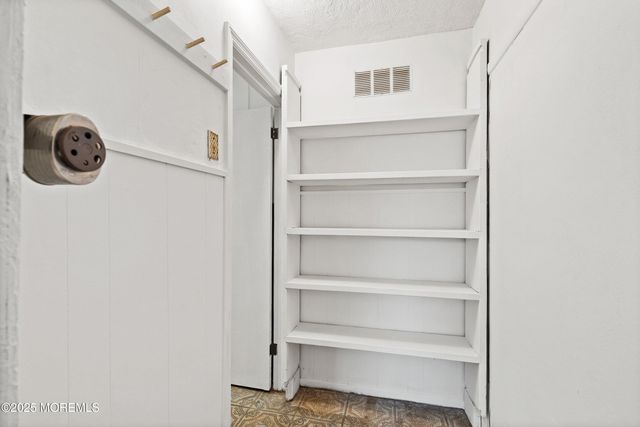 63 Illinois Avenue, Waretown, NJ 08758