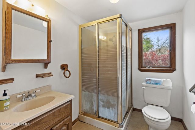 63 Illinois Avenue, Waretown, NJ 08758