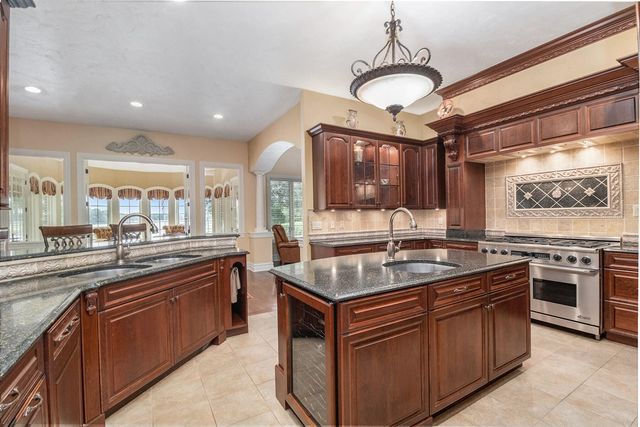 143 Waupakisco Beach, Battle Creek, MI 49015