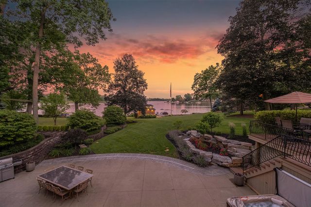 143 Waupakisco Beach, Battle Creek, MI 49015