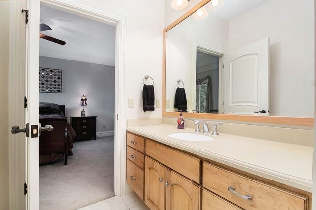 143 Waupakisco Beach, Battle Creek, MI 49015