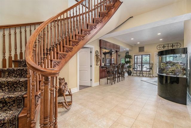 143 Waupakisco Beach, Battle Creek, MI 49015