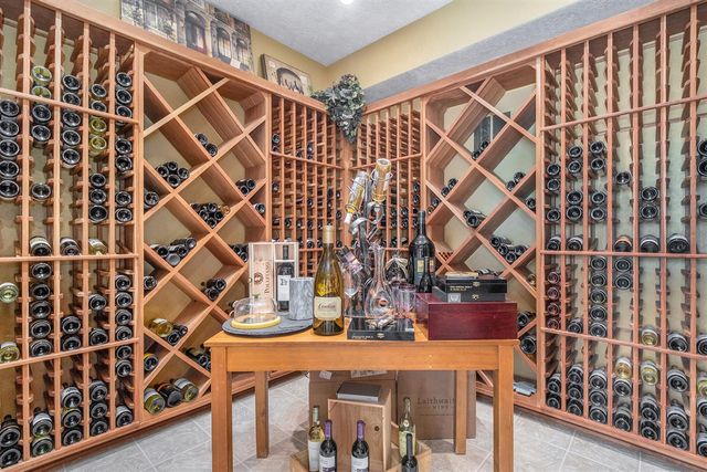 143 Waupakisco Beach, Battle Creek, MI 49015